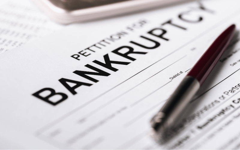 bankruptcy vs debt relief, giảm nợ hay khai phá sản, nên khai phá sản hay giảm nợ, debt relief vs bankruptcy
